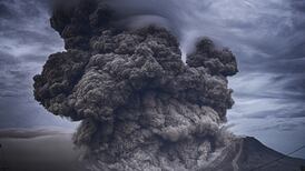 VIDEO | Posible evacuación total: Japón en alerta máxima por erupción del volcán Sakurajima