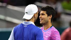 Cosas del ranking ATP: ahora Carlos Alcaraz debe apoyar a su verdugo en Miami