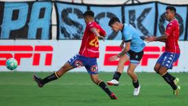 Hinchas de la U y la Unión Española “se unen“ contra Gonzalo Espinoza tras su nivel en el amistoso ante Belgrano