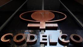 Dos gerentes de Codelco abandonan sus cargos tras muerte de trabajadora en mina Radomiro Tomic