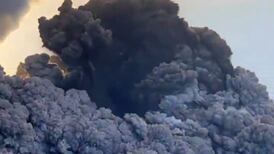 VIDEO | Erupción volcánica y tsunami en Italia: Volcán Stromboli estalló causando un maremoto