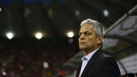 En Colombia postulan a dos entrenadores con paso por Chile para reemplazar a Reinaldo Rueda
