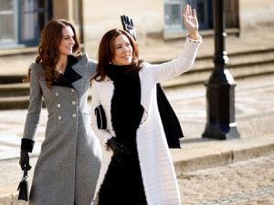 El impactante parecido entre la reina Mary de Dinamarca y Kate Middleton