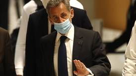 Tribunal condena a 3 años de cárcel al expresidente de Francia, Nicolas Sarkozy, por corrupción