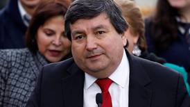 Fiscalía denuncia que ex alcalde de San Ramón presentó pruebas falsas: está formalizado por cohecho y lavado de activos