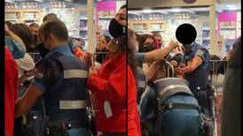 VIDEO | Dos guardias terminaron heridos tras ataque con arma blanca en metro U. de Chile