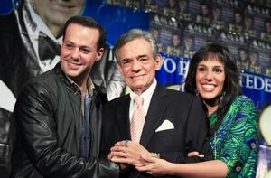 Día del Padre: Vicente Fernández, José José, famosos que heredaron fortunas a sus hijos