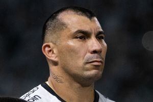 En Brasil lo tildan de “dolor de cabeza”: el problema que provoca Gary Medel en Vasco da Gama