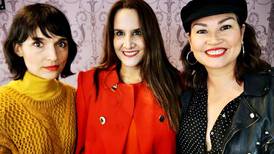 "¡Amiga date cuenta!": Javiera Contador, María José Bello y Claudia Pérez protagonizan hilarante comedia virtual