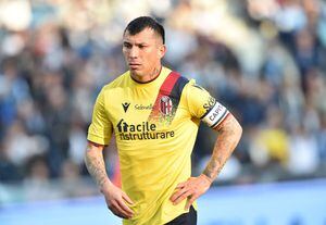 Club español que le cerró las puertas a Gary Medel por ser “demasiado mayor”