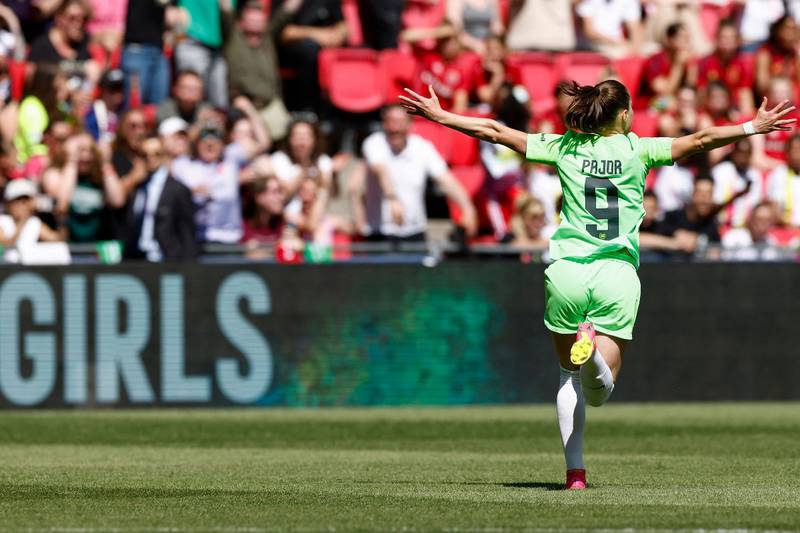 La futbolista polaca Ewa Pajor festeja un gol del Wolfsburg sobre el Barcelona, en la final de la Champions League Femenina.