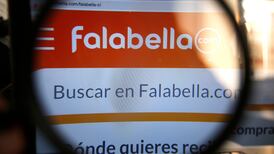 Podrían poner en riesgo la salud: Sernac emitió alerta por zapatos de mujer vendidos en conocida Falabella