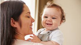 Asignación maternal: Revisa los documentos que necesitas para hacer trámite