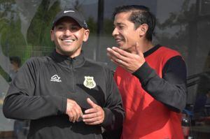 Junta de cracks: Matías Fernández visitó a Chupete Suazo en Quillota