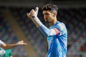 Matías Dituro no será citado al próximo partido de Universidad Católica y parte al fútbol turco