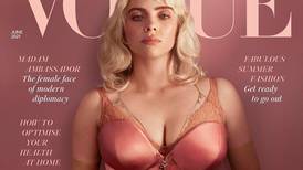 Billie Eilish sorprende en la portada de British Vogue con osada y glamorosa sesión de fotos