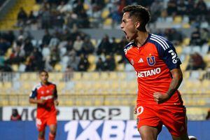 En la U se encomiendan a Lucas Assadi tras la salida de Darío Osorio: “Tiene características que no están en el fútbol chileno”