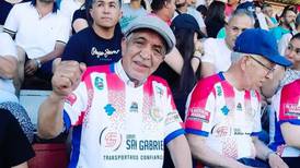Martín Vargas apoyó a su nieto en ascenso de Deportes Linares: "Espero verlo en Primera División"