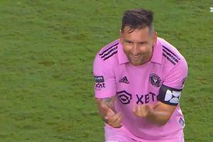 VIDEO | El nuevo festejo de Lionel Messi al estilo Marvel