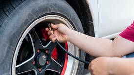 ¿Sabes cuál  es la presión de neumáticos adecuada para tu vehículo?