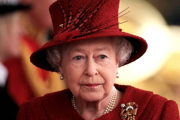 Príncipe Harry ocasionó un “dolor innecesario” a la reina Isabel II en sus últimos días de vida
