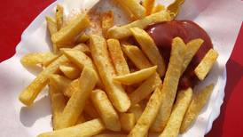 ¿Adiós papas fritas?: escasez global afecta a franquicias como McDonald's y KFC por interrupción en cadena de suministro