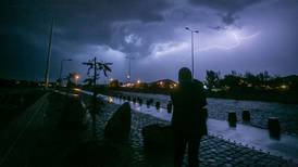 Michelle Adam anuncia tormentas eléctricas para tres regiones del país