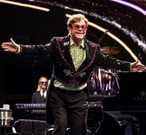 Elton John y el príncipe Harry: El desacuerdo que tuvieron en unas vacaciones
