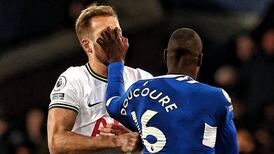 VIDEO | El manotazo que se comió Harry Kane en el Everton vs Tottenham por la Premier League
