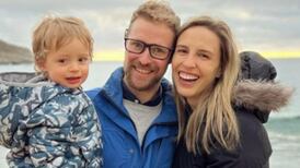 "Lo más importante es la familia": Vale Ortega dedica tiernas palabras a su futuro esposo, Jonathan Lawn, y a sus dos hijos
