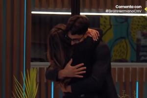 Con un largo abrazo: Así recibió Jorge Aldoney la visita de su expolola en “Gran Hermano” Chile