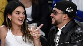 Kendall Jenner confiesa que “ama intensamente” mientras su romance con Bad Bunny se intensifica