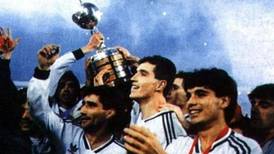 Música, política, cábalas y más: Los 8 datos que desconocías del Colo Colo campeón de Copa Libertadores 1991