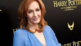 "No te preocupes, eres la próxima”: J.K. Rowling denunció amenaza de muerte tras enviar apoyo a Salman Rushdie