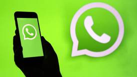 WhatsApp estrenó en iOS los mensajes a doble velocidad