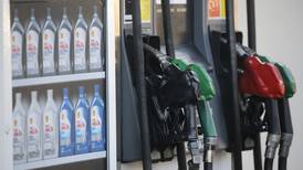 Precios de las bencinas: Confirman la fecha hasta la cual seguiría bajando el combustible