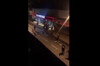 VIDEO | Registran saqueo a tienda comercial durante manifestaciones por 11 de septiembre