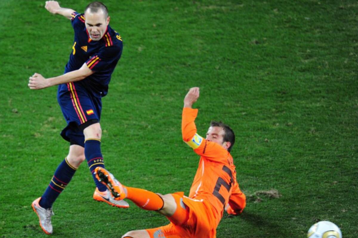 1_iniesta_españa_2010
