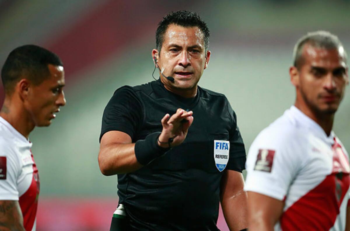 Presidente del fútbol peruano confirmó envío de reclamo a la FIFA por actuación de Julio Bascuñán