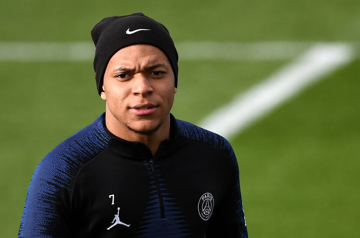 Mbappe, Verrati y Marquinhos en campaña preventiva por el Covid-19