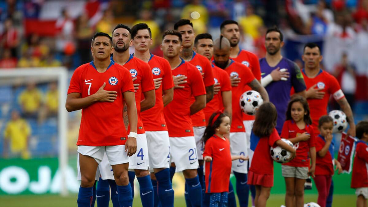 Ácida columna sobre futbolistas: "Resulta paradójico que critiquen un modelo que les ha permitido vivir en una burbuja"