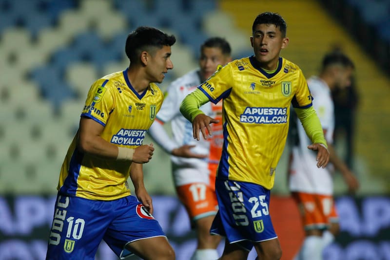 La U puede reforzarse gratis con figura de Primera División: “No deben pagar nada, como nosotros no pagamos por él”. Foto: Aton.