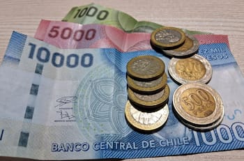 Revisa con tu RUT si recibes el bono de $28.000 que entrega el Estado a familias vulnerables