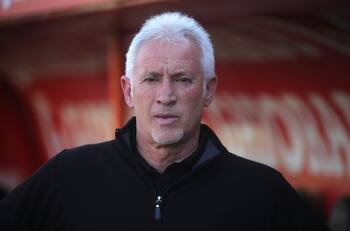 Sin perder tiempo: Magallanes anunció a Ivo Basay como su nuevo DT