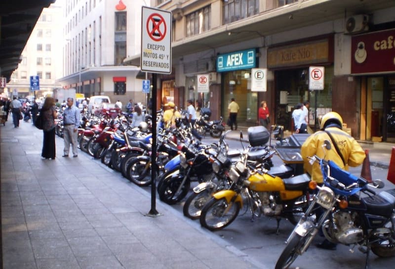 Este es debido a que se acabó el stock de placa patente.