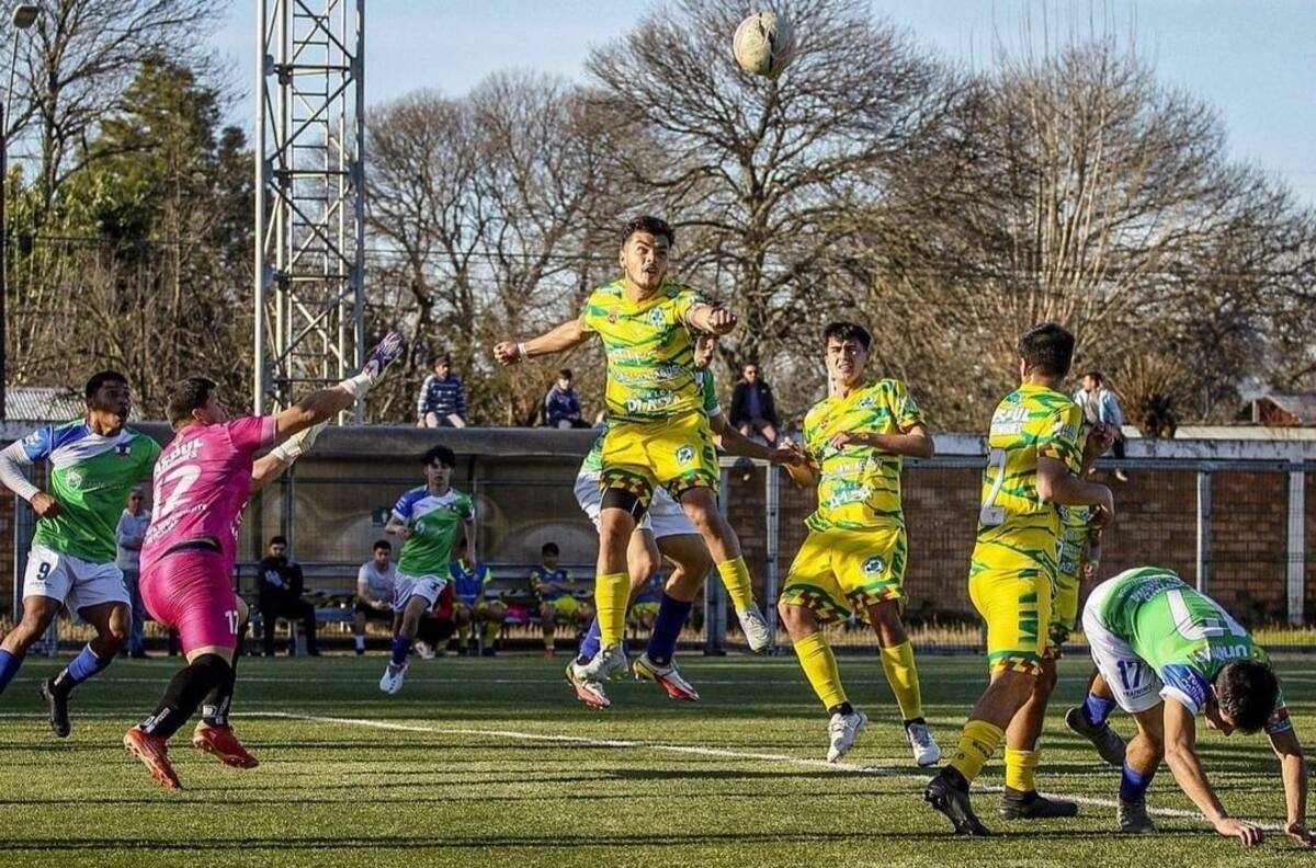 No repostularon a Tercera División: los dos equipos del fútbol chileno que desaparecerán la próxima temporada