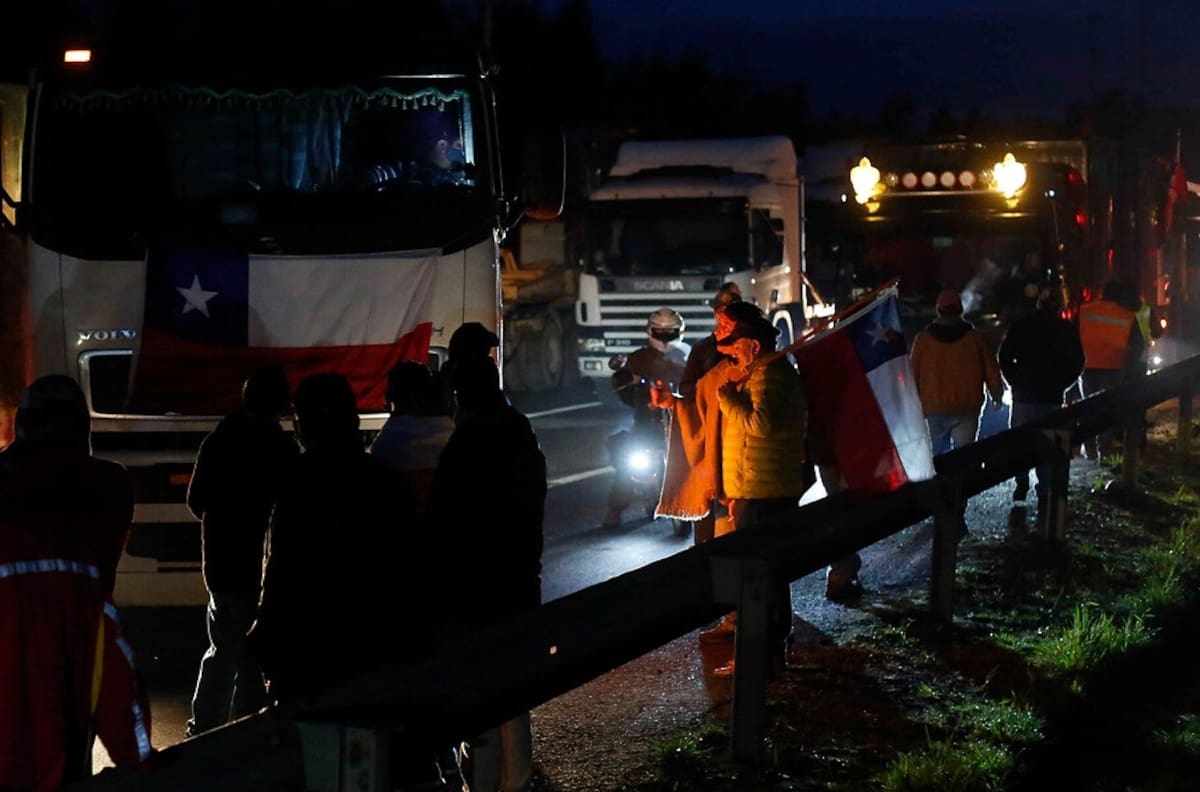 Gobierno está investigando la fiesta realizada por los camioneros con mujeres semidesnudas