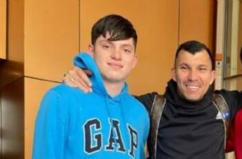 Hijo de Gary Medel es detenido por agresiones contra su pareja en Las Condes