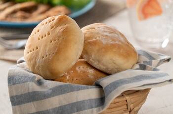Receta de pan amasado esponjoso: Una preparación fácil, económica y con solo 4 ingredientes