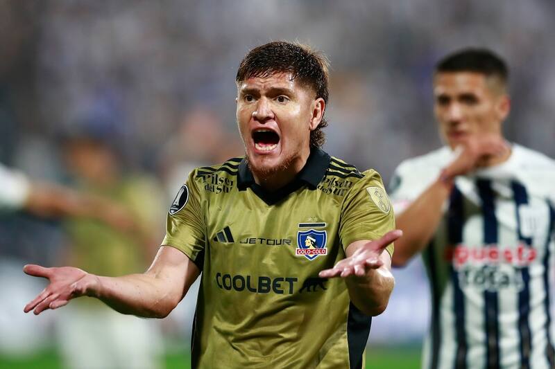 en el partido de Colo Colo contra Alianza Lima por Copa Libertadores.